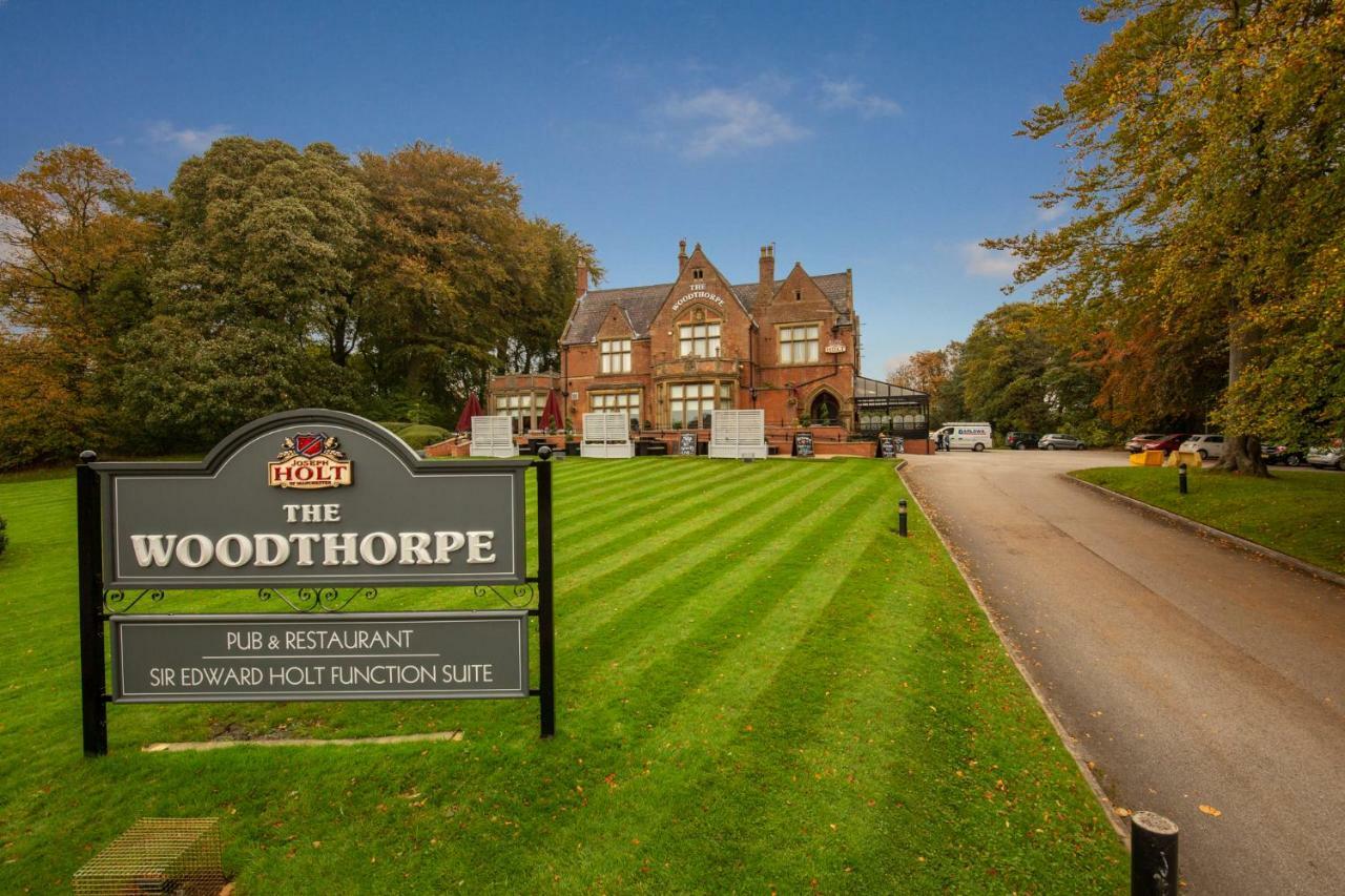 Woodthorpe Hotel Prestwich Exterior photo